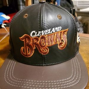 Vintage 1990s Cleveland Browns snapback cap